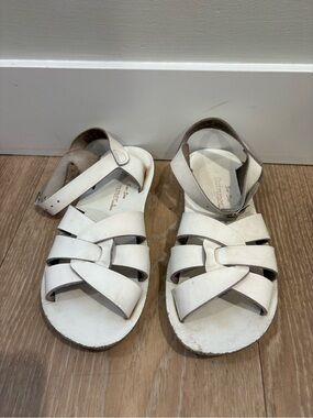Salt Water White Kids Leather Sandals size 2